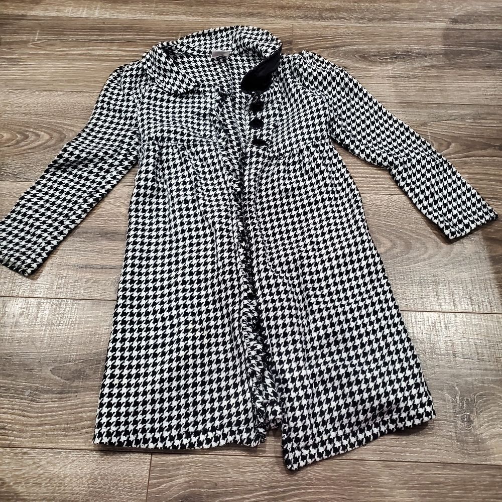 Girls Holiday Editions Jacket Size 7-8 Black and White Houndstooth Long Jacket